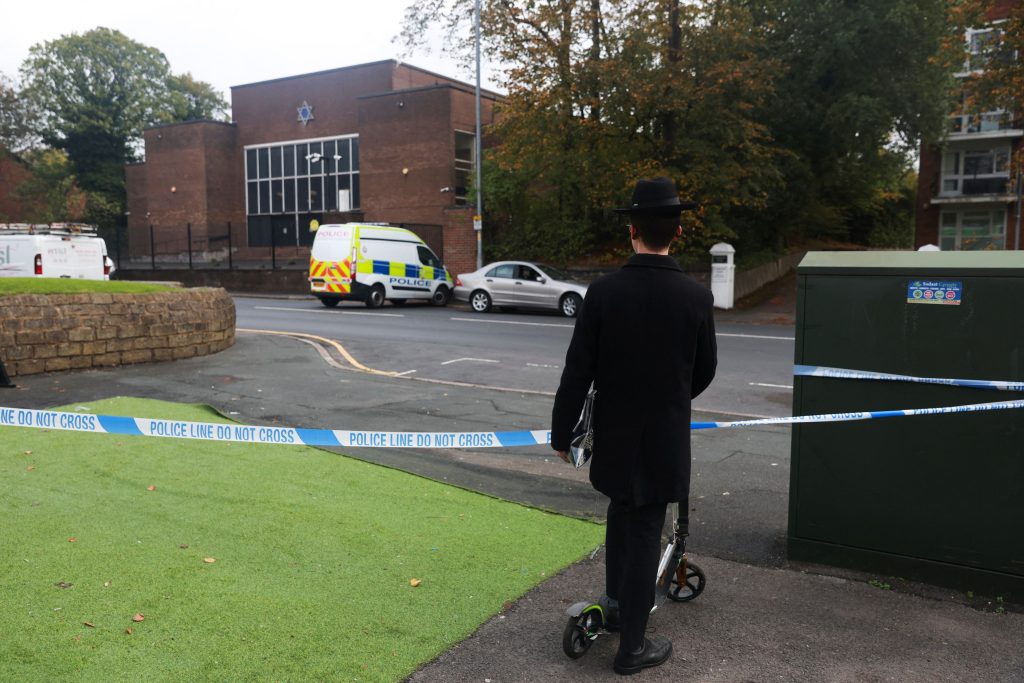 Βρετανία: Έγκλημα μίσους χαρακτήρισε η Αστυνομία τον εμπρησμό σε τέμενος