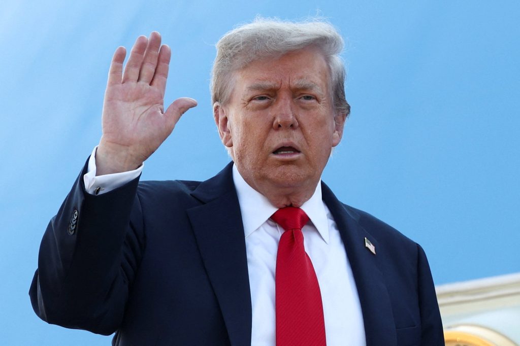 Ο Τραμπ στο Ηνωμένο Βασίλειο για δεύτερη επίσημη επίσκεψη