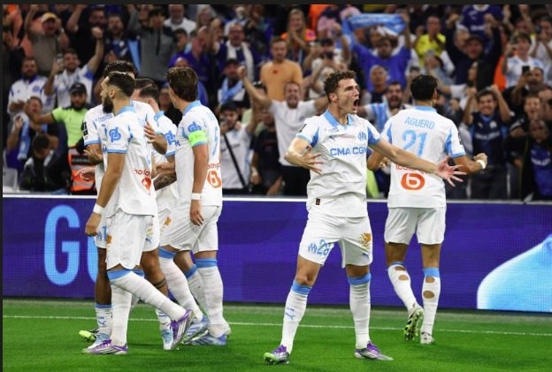 Μαρσέιγ  Παρί Σεν Ζερμέν 1-0: Ο Αγκέρ έβαλε φωτιά στην κορυφή της Ligue 1
