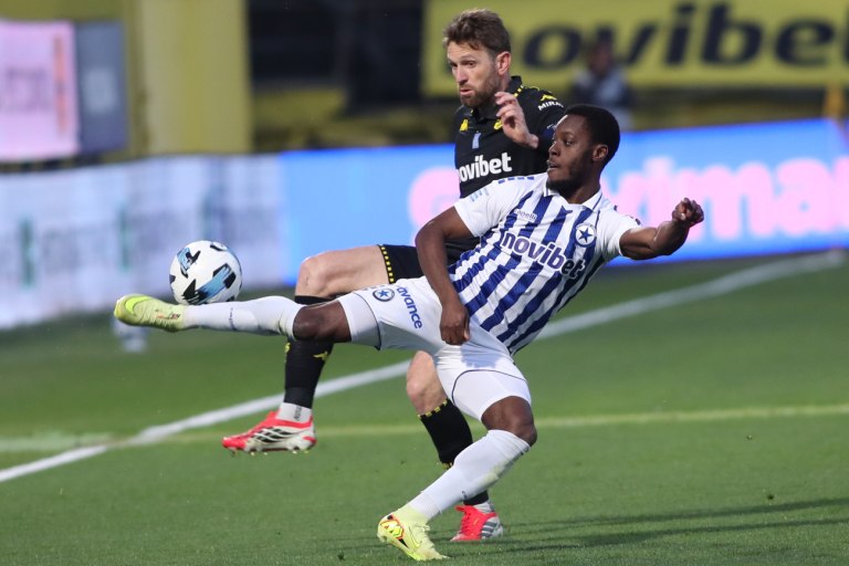 Super League: Φουντώνει η μάχη