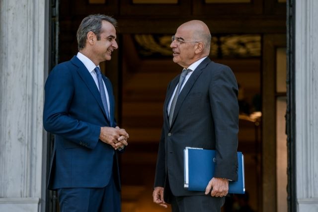 Δεύτερη κρίση στην κυβέρνηση για τα Τέμπη  Η παρέμβαση Δένδια απέναντι σε Μαξίμου και Άδωνι απελευθερώνει τις διαφοροποιήσεις