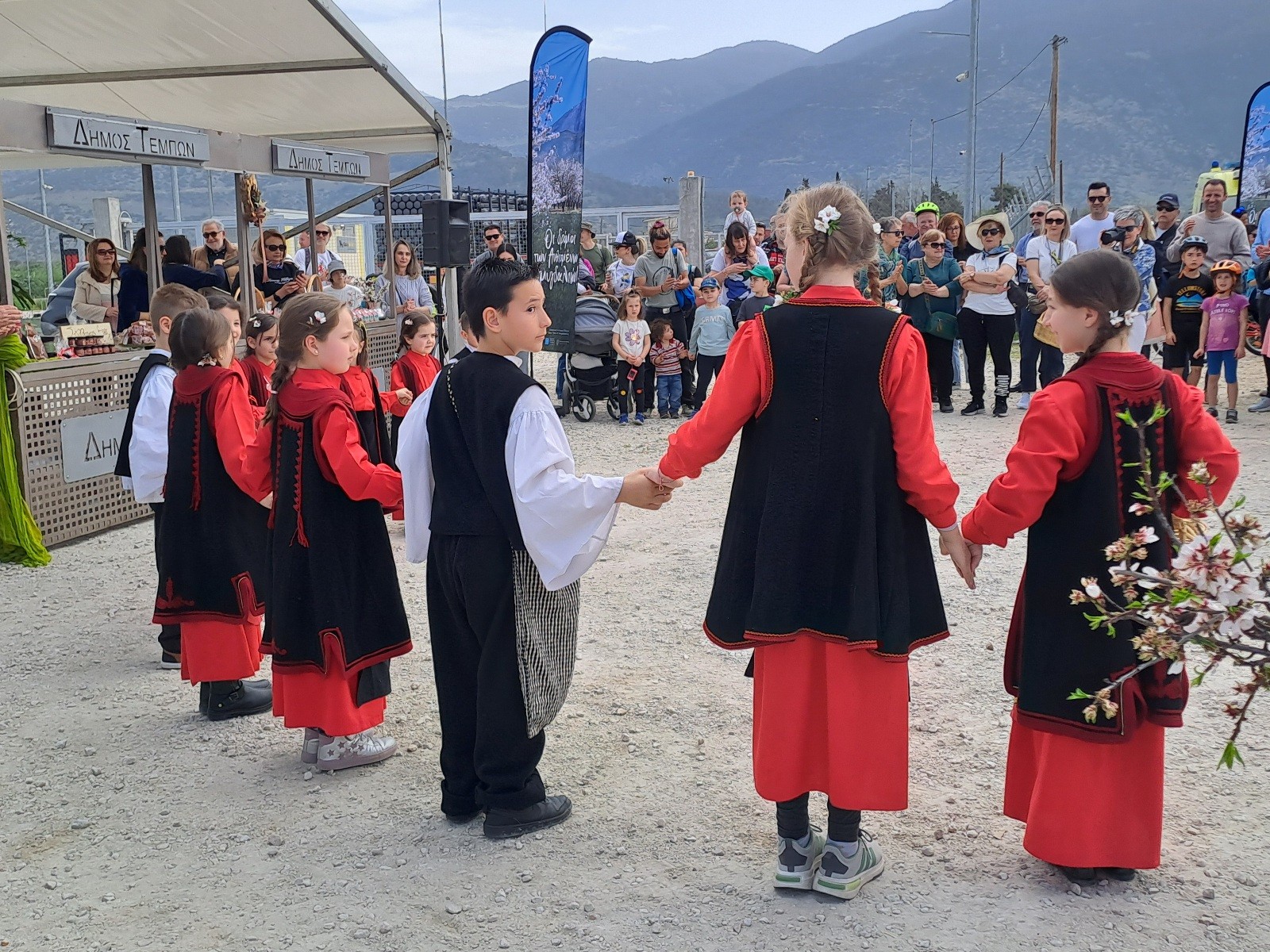 Δήμος Τεμπών: Πρεμιέρα αύριο για τις τριήμερες εκδηλώσεις της 22ης Γιορτής Αμυγδάλου