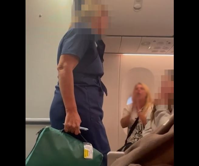 Βίντεο-ντοκουμέντο με μεθυσμένη Βρετανίδα που προκάλεσε αναγκαστική προσγείωση αεροπλάνου στο Ηράκλειο