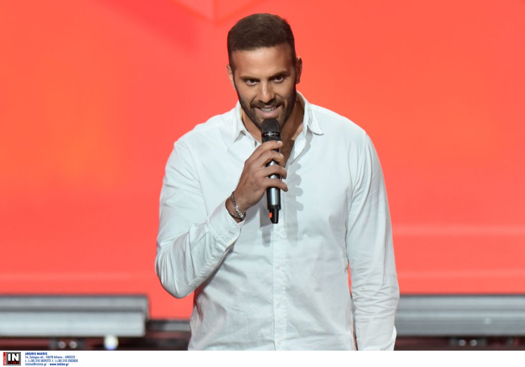 Φραστικό επεισόδιο σε βάρος του Νίκου Παππά στο Κολωνάκι  Μήνυση κατέθεσε ο ευρωβουλευτής του ΣΥΡΙΖΑ