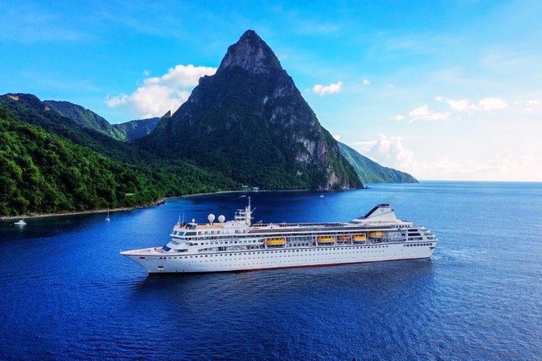 15 χρόνια, 147 λιμάνια, 380.000