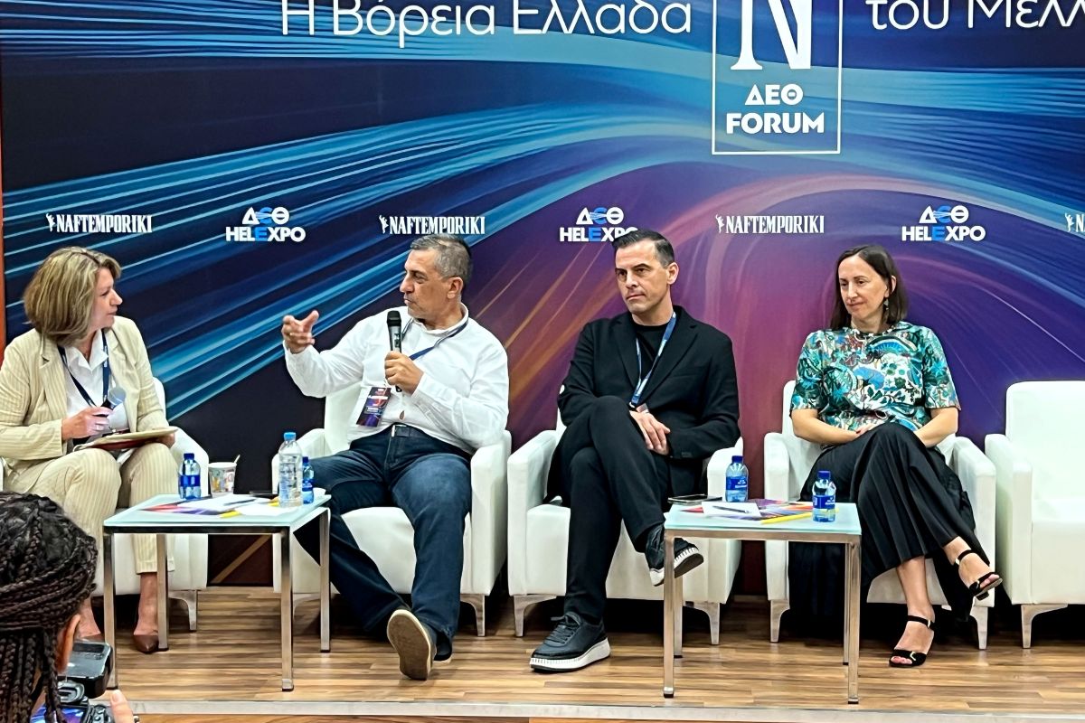 Σημαντικές επαφές του