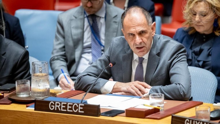 Γεραπετρίτης: Αποτέλεσμα του πολέμου στην Ουκρανία οι ρωσικές παραβιάσεις σε Πολωνία, Ρουμανία, Εσθονία