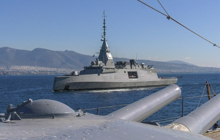 Ραγκούσης και Ματζουράνης: Η Κύπρος δεν κείται μακράν  Υπέρ της αποστολής και του ελληνικού στρατού στην Κύπρο