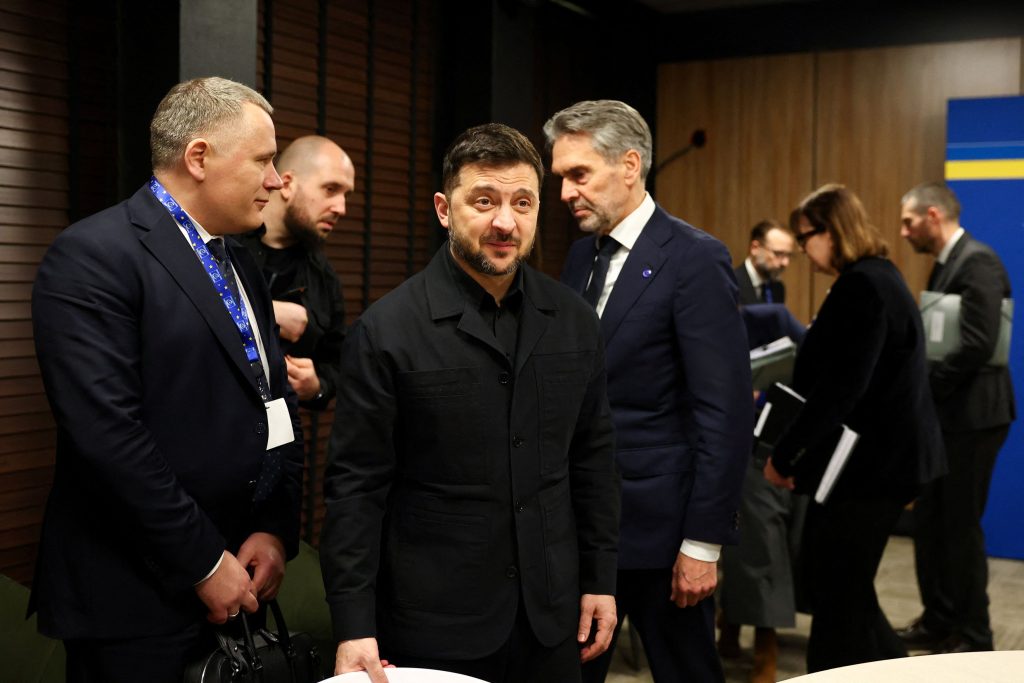 Ζελένσκι: Μέσα στις