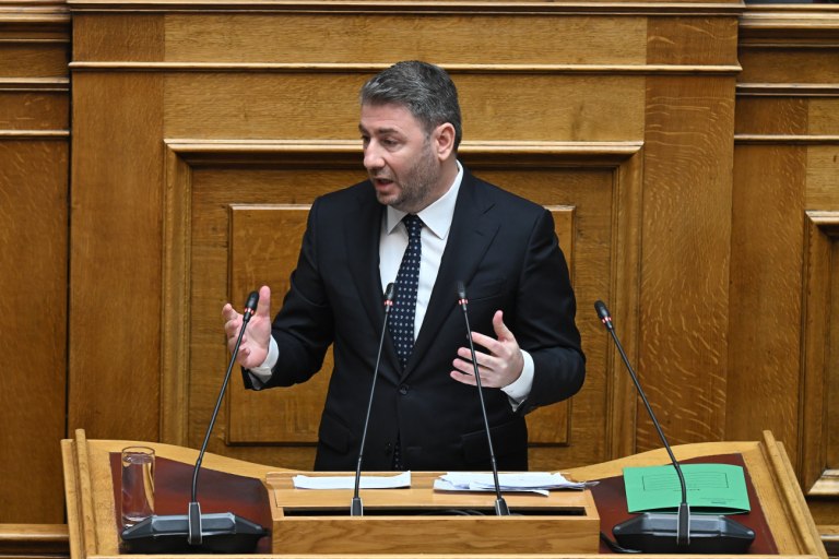 Τα τρία μέτωπα του ΠΑΣΟΚ για τις υποκλοπές και το σφυροκόπημα του Ανδρουλάκη προς τον Μητσοτάκη