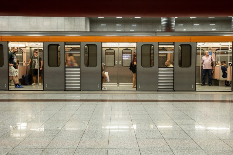 Μετρό: Εκτός λειτουργίας