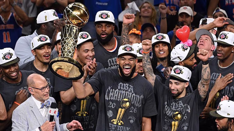 Η ατάκα του ιδιοκτήτη των Νικς πριν τα playoffs: «Αποχή από το σεξ για 10 εβδομάδες…»