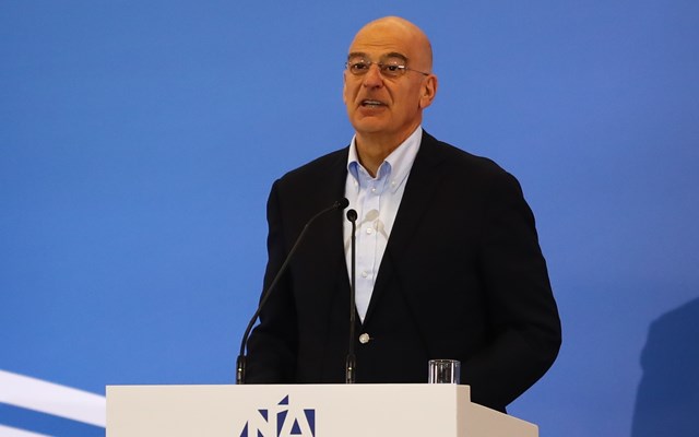 Άμεση σύγκληση της Μεικτής Επιτροπής Εμπειρογνωμόνων για τα Στρατιωτικά Κοιμητήρια συμφώνησε ο Ν. Δένδιας με τον Αλβανό ομόλογό του
