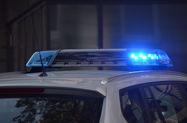 Χαλκιδική: Συνελήφθη επ’ αυτοφώρω 59χρονος για παράνομη απόρριψη μπαζών – Είχε φτιάξει άτυπες χωματερές