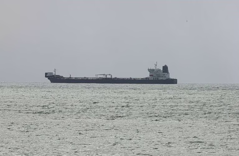 Στενά του Ορμούζ: Το Ιράν ετοιμάζεται για διόδια – Τι ισχύει σε άλλα περάσματα