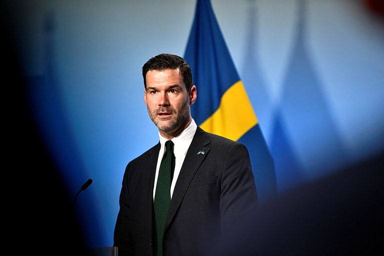 Ουκρανία: Η ΕΕ εξετάζει τον περιορισμό της προστασίας των Ουκρανών που βρίσκονται σε στρατεύσιμη ηλικία