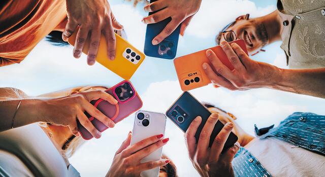 Καναδάς: Βάζει μπλόκο στα social media σε παιδιά κάτω των 16 ετών