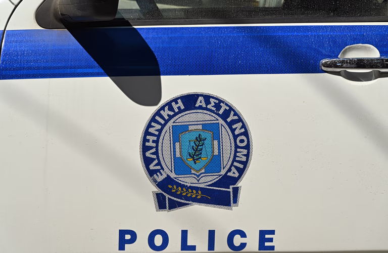 Επιχείρηση της ΕΛ.ΑΣ. σε οίκους ανοχής στη Θεσσαλονίκη – Χειροπέδες σε δύο 70χρονες