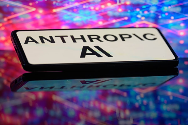 Anthropic: Συμφωνία χρηματοδότησης ύψους 65 δισ. δολ. – Ξεπέρασε την αποτίμηση της OpenAI