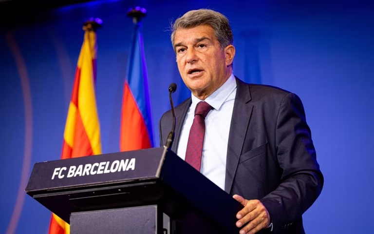 Λαπόρτα: «Έχουμε κάνει πρόταση στην Ατλέτικο Μαδρίτης για τον Άλβαρες»
