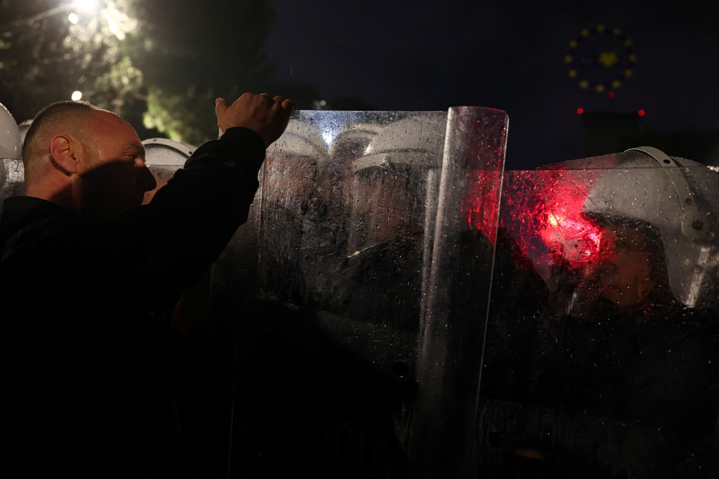 Επεισόδια στην Αλβανία: Τραυματίστηκε Έλληνας ομογενής – Αυστηρή προειδοποίηση του ΥΠΕΞ στα Τίρανα