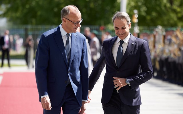 Μερτς σε Κ. Μητσοτάκη: Συγχαρητήρια στον ελληνικό λαό - Η χώρα στέκεται πλέον στις δικές της δυνάμεις