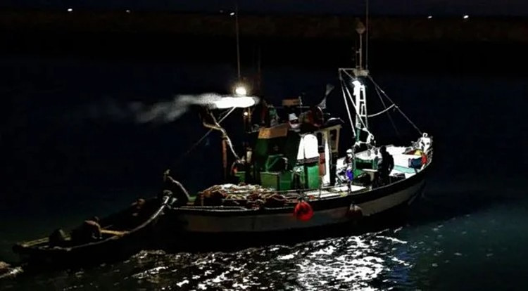 Επίθεση σε τουρκικό αλιευτικό στη Μαύρη Θάλασσα – Ένας νεκρός και τέσσερις τραυματίες