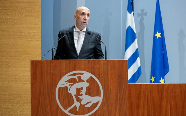 Γ. Μπρατάκος: "Η οικονομική πραγματικότητα δεν επιτρέπει εύκολες υποσχέσεις για μείωση των ωρών εργασίας"