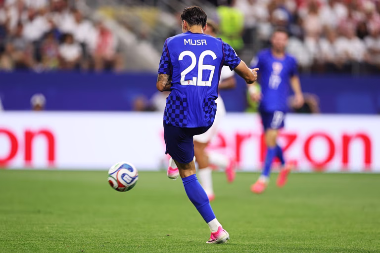 «Βροχή» από γκολ: Ο Κέιν έκανε το 2-1, ισοφάρισε σε 2-2 ο Μούσα (vids)
