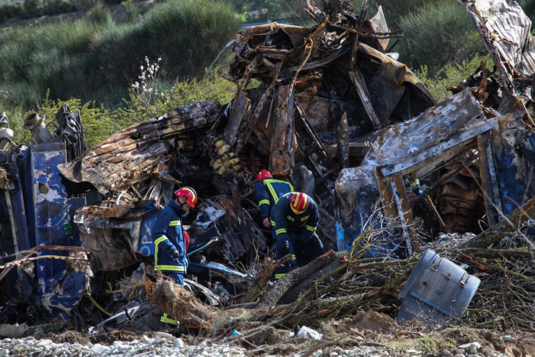Επ’ αόριστον αναβολή στη δίκη του ελεγκτή της ΕΑΔ για τη σύμβαση 717
