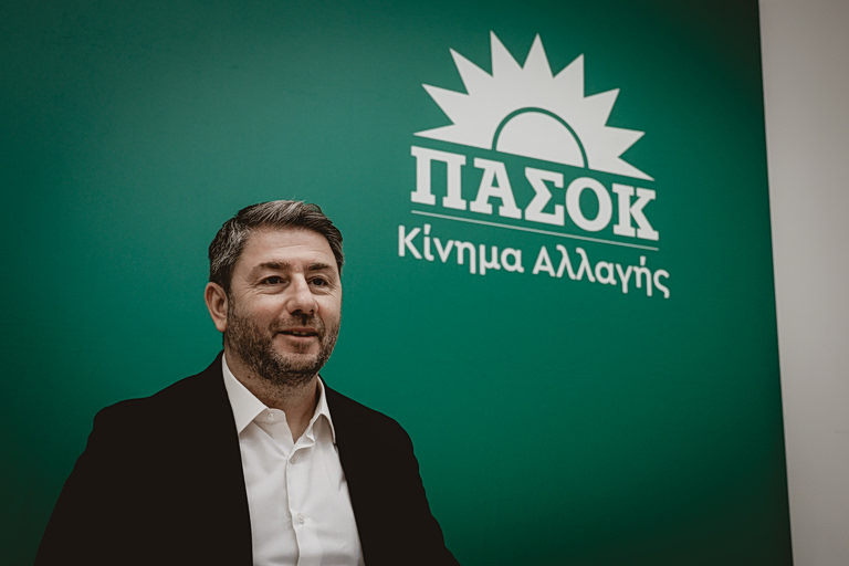 ΠΑΣΟΚ: Όλο το παρασκήνιο του Πολιτικού Συμβουλίου – Η στρατηγική Ανδρουλάκη, η «μάχη» της διεύρυνσης και τα στιγμιότυπα