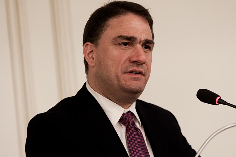 Τσουκαλάς: Δεν τέθηκε θέμα διαγραφής του Δούκα
