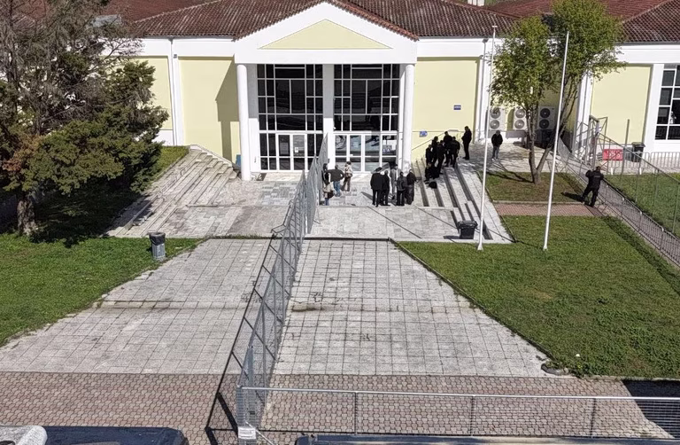 Δίκη για τα Τέμπη: Ολοκληρώνονται σήμερα οι τοποθετήσεις συνηγόρων υπεράσπισης για την εισαγγελική πρόταση