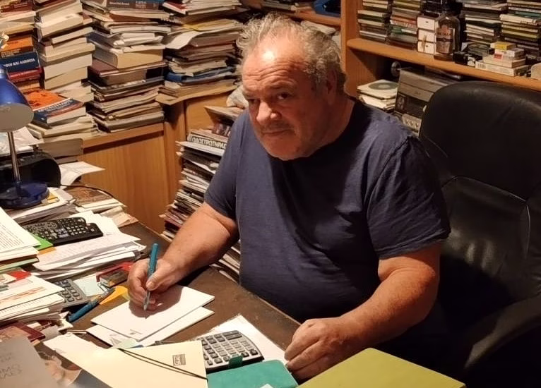 Ραδιόφωνο και Εξάρχεια: Πέθανε ο δημοσιογράφος Ανδρέας Μαζαράκης