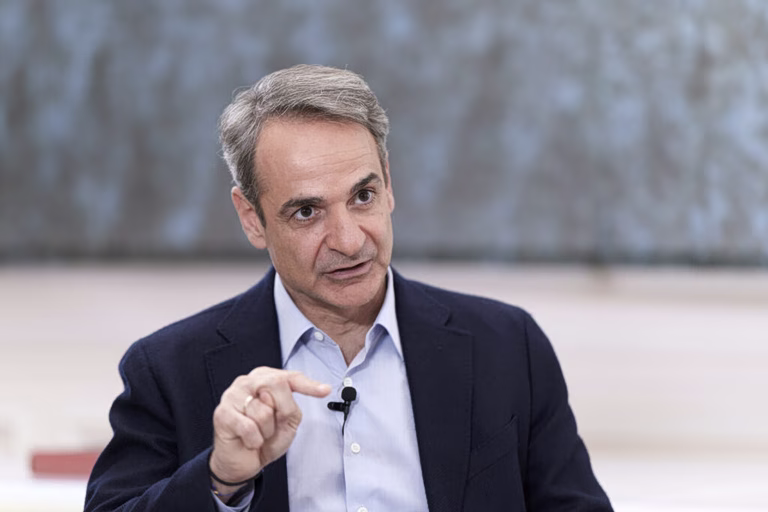 Πέφτουν τα σκάνδαλα βροχή ίσως χρειαστούν και άλλοι ανασχηματισμοί, ακρίβεια και διαφθορά φέρνουν την κάλπη πιο κοντά