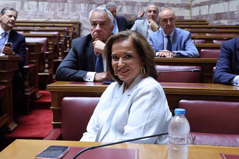 Διαφωνεί η Ντόρα Μπακογιάννη με την αλλαγή στη θητεία του Προέδρου της Δημοκρατίας – «Δεν έχουμε κανένα λόγο να το αλλάξουμε»