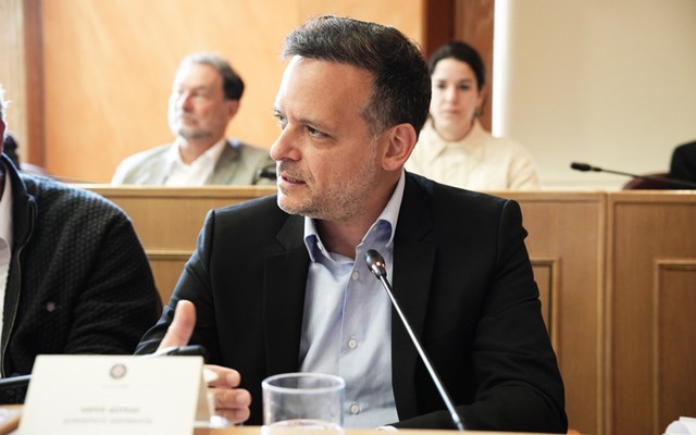 Χ. Δούκας: "Σεβασμός στην αυτόνομη πορεία του ΠΑΣΟΚ", αλλά και "δίαυλοι επικοινωνίας με τις προοδευτικές δυνάμεις"