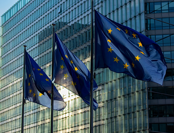 ΕΕ: Μεγάλο παζάρι για νέο ΕΣΠΑ, ΚΑΠ και λογαριασμό κοινού χρέους