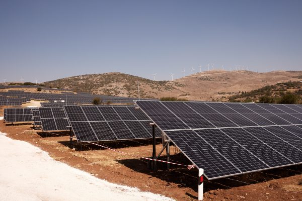 Χωροταξικά: Ώρα αποφάσεων για τα Ε.Χ.Π. Τουρισμού, ΑΠΕ και βιομηχανίας που διχάζουν αγορά και φορείς