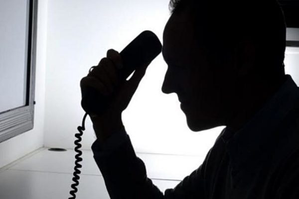 Τηλεφωνικές απάτες με τη ΔΥΠΑ: Τι πρέπει να προσέχετε για να μην πέσετε θύματα