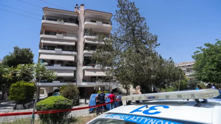 Πέθανε και η δεύτερη 17χρονη που έπεσε από τον 6ο όροφο της πολυκατοικίας στην Ηλιούπολη