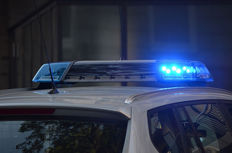 Συνελήφθη αστυνομικός με παράνομο οπλισμό  – Εξετάζεται η συμμετοχή του σε κύκλωμα εκβιασμών