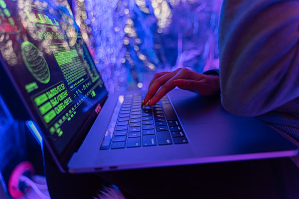 Kaspersky: SMS blaster και smishing – Πώς να προστατευτείτε