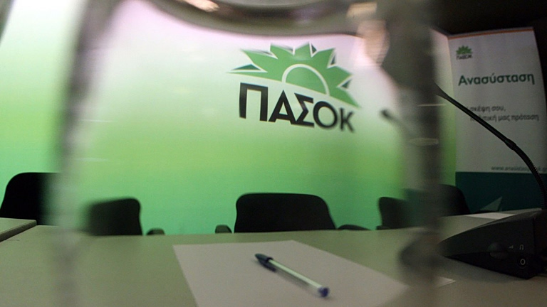ΠΑΣΟΚ: Μετά τη «θλίψη και οργή» Μητσοτάκη για την ακρίβεια, ήρθε και η ομολογία της αποτυχίας από τον Π. Μαρινάκη