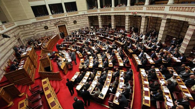 Κάποιοι επιμένουν για πρόωρες εκλογές, της συγκάλυψης το ανάγνωσμα στις υποκλοπές