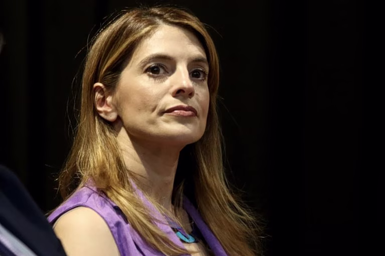 «Πολιτικός κατήφορος ΝΔ για να ξεφύγει από τα πραγματικά προβλήματα – Η ΕΛΑΣ δεν θα την ακολουθήσει» λέει η Παπαδοπούλου
